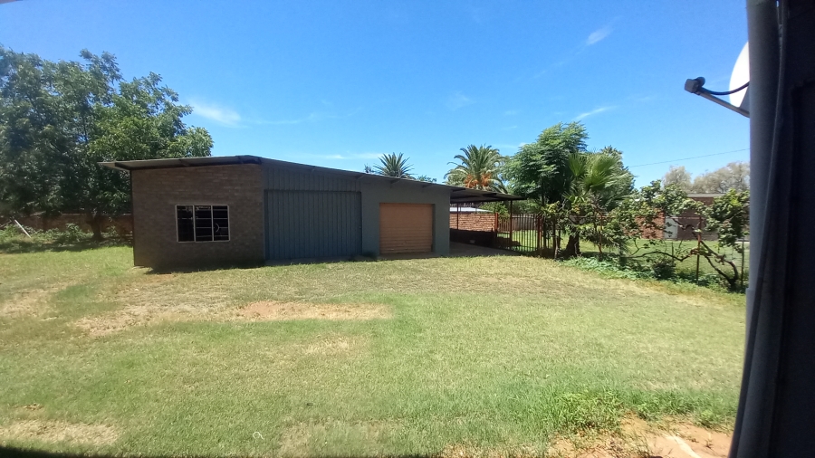 3 Bedroom Property for Sale in Hartswater Northern Cape